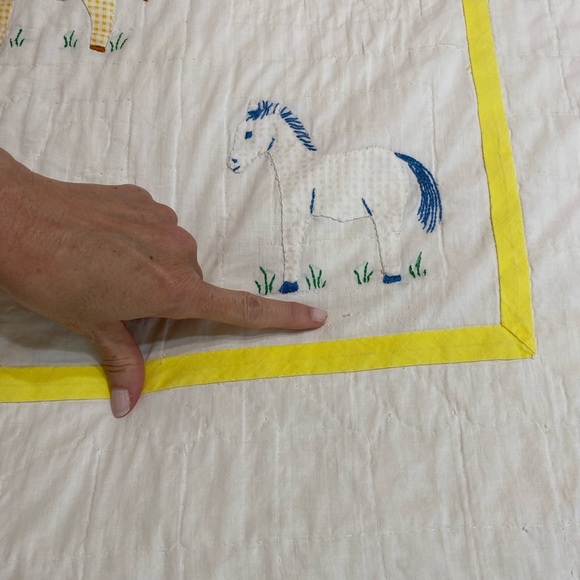 Vintage handmade baby quilt blanket play mat with animals 36” x 54.5” - Picture 16 of 16